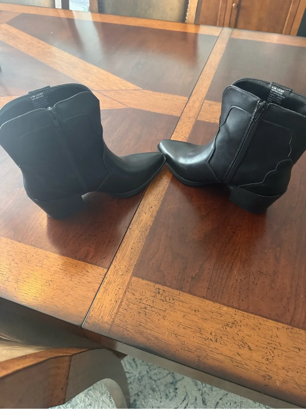 Wild Pair stylish black